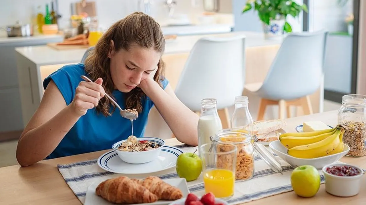 Mitä aamiaisen syömättömyys tarkoittaa psykologian kannalta?