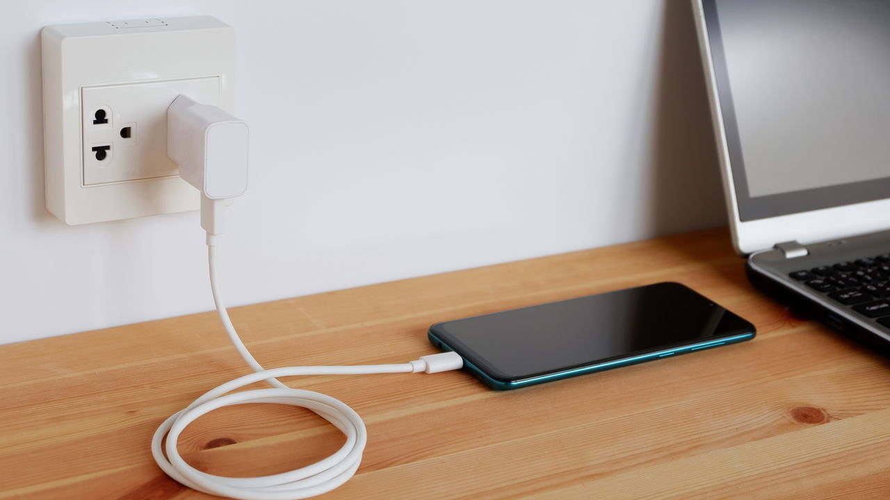 Kotona on aarre: miten vanhoja latureita, joita et enää käytä, voi käyttää uudelleen.