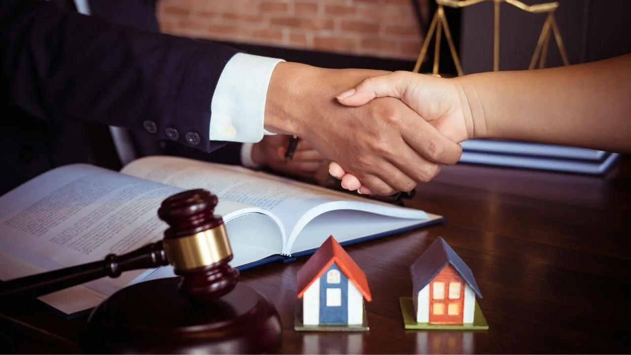 Perintöoikeus on vähitellen katoamassa: näin perintö jaetaan automaattisesti ilman testamenttia ja ketkä jäävät jakoprosessin ulkopuolelle.