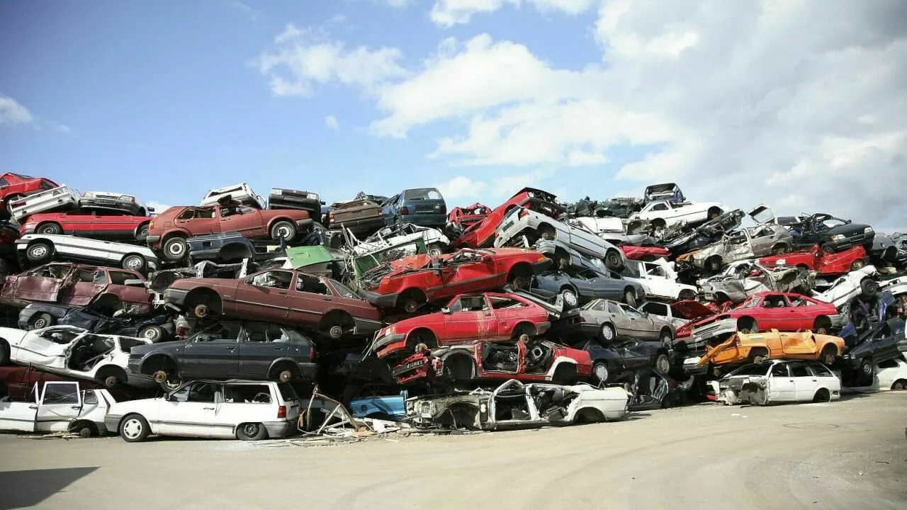 Kiina on tutkinut autojen romuttamoita ja löytänyt ”aarteen” mahdollisen energiakriisin edellä.
