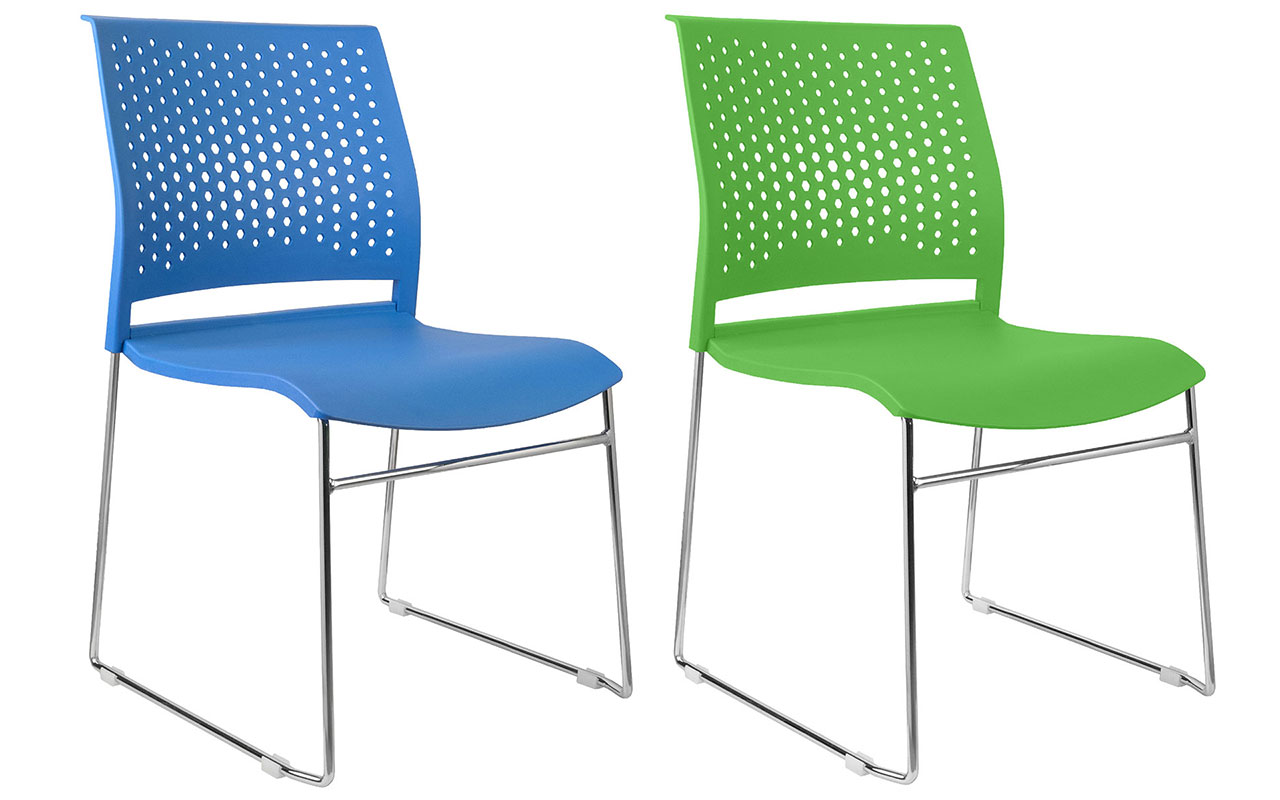 Mitä muovisten jakkaroiden reikä tarkoittaa: mikä on sen tehtävä ja mihin sitä käytetään?